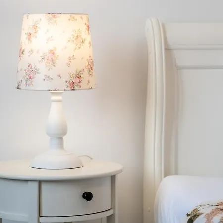 & Poesia Guest house 4*