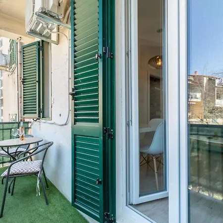 & Poesia Guest house 4*