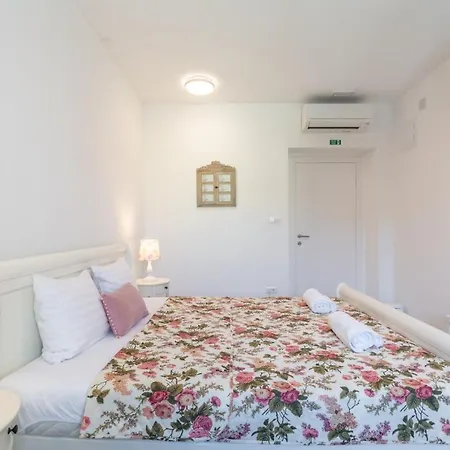 Maison d'hôtes & Poesia Split